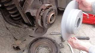 Замена колодок и дисков Mercedes W210 How to Replace the Rear Brake Discs & Pads