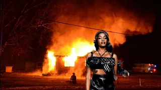 Azealia Banks - Luxury but it's Bass Boosted