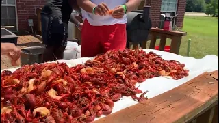 CRAWFISH BOIL BIRTHDAY...SPECIAL GUESTS!?!