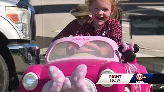 Thousands of NASCAR fans take over Kansas Speedway with hopes for good weekend weather