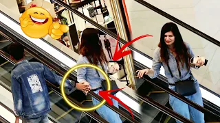 TOUCHING STRANGERS HAND'S ON THE ESCALATOR| PAPPU PRANKSTER|