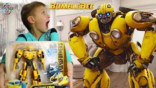 Transformer Bumblebee Tima from the movie Transformers 6 (2018) - unpacking, review