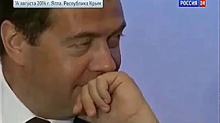Жириновский при Путине ругает Ельцина, Медведева, министров
