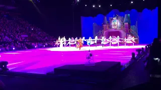 Disney on Ice,Beauty and the Beast, Be our Guest