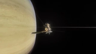 NASA VR: Cassini's Grand Finale (360 view)