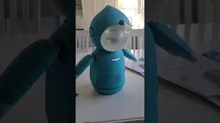 Creepy kids robot has emotions! 😳😳😳