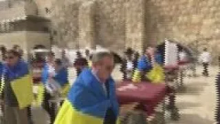 Ukraine amb. joins prayer for his country in Jerusalem