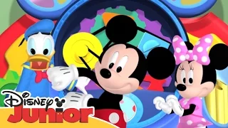 Disney Junior Garden Party - Mickey Mouse Clubhouse Hot Dog Dance