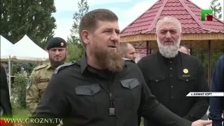 Кадыров Рамзан: "Текхаш ваг1на а, куьг та1о везаш ву ша верриге а..."