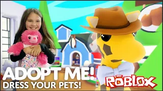 Adopt Me Pet Dress! Sloth Boss Stole My Pizza! I'm The Worst Mom