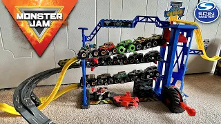 SPIN MASTER MONSTER JAM GARAGE PLAYSET!