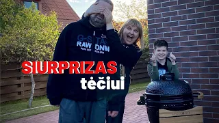 SIURPRIZAS TĖČIUI. Kaip reagavo? Padovanojom kepsninę KAMADO BONO. Rūkom žuvį