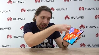 Huawei Mate X в наших руках! Мы потрогали будущее (за 2300 евро) на MWC 2019!