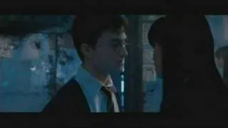 Harry and cho kiss behind the scenes