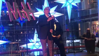 Clay Aiken sings The First Noel at Broadway Under the Stars