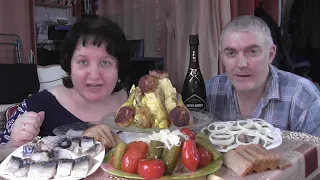 MUKBANG RUSSIA|MASHED POTATOES|ПЮРЕШКА|КОТЛЕТЫ|ГОЛЕНИ|РЫБА|СОЛЁНОСТИ|немного ASMR | 먹방|ДОМАШНЯЯ ЕДА