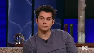 Dylan O'Brien talking about Stiles and Lydia's Bed scene 3x13 (Stydia) Wolf Watch