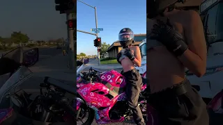 Biker girls  🎥 @uhhvic 🏍️🎨 @candy.shop.sd ⚠️ FOLLOW FOR MORE NINJA 400 CONTENT • • • • • #ka