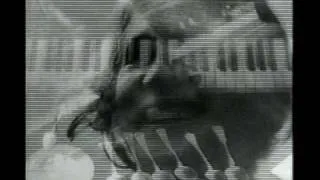 Soundtracked clip of Man with a Movie Camera (Vertov)