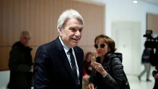 Affaire Crédit Lyonnais : relaxe pour Bernard Tapie, jugé pour "escroquerie"