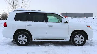 2009 LEXUS LX570. Start Up, Engine, and In Depth Tour.