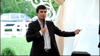 Ведущий на свадьбу в Москве