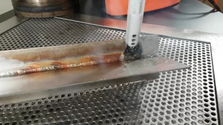 Cleaning stainless steel TIG welds