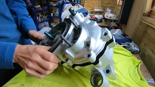 Vespa P200E restoration Part 8