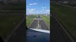 STEEP APPROACH INTO NAPLES AIRPORT 🇮🇹 runway 24 - BOEING 737-700 cockpit view