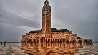 Мусульманская мечеть Хасана - вторая в мире, по размерам .Марокко - г.Касабланка