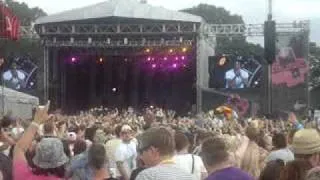 Example - Kickstarts (Live At V Festival 2011)