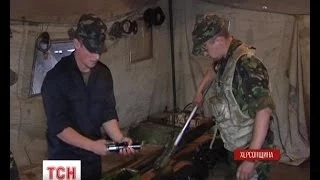 Військові показали як ремонтують бойові машини під час бою