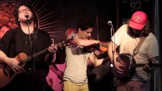 The Oh Hellos - "Wishing Well"/"In Memoriam" (Live In Sun King Studio 92 Powered By Klipsch Audio)