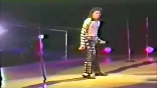 Michael Jackson - Behind The Mask (Sous Titres Français)