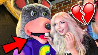 ATTACKED BY CHUCK E CHEESE!! HE BROKE MY HEART...(*SAD*)