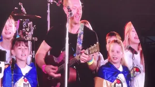 Coldplay & Ukrainian children - Something Just Like This | Berlin 10.07.2022