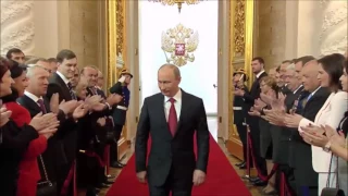 Vladimir Putin entrance to the Kremlin