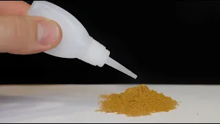 Волшебная жидкость + Волшебный порошок / Химическая реакция супер-клея и опилок