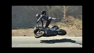 BRUTAL & SCARY MOTORCYCLE CRASHES 2018