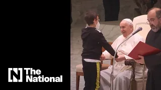 Little boy steals the show at Pope's weekly audience