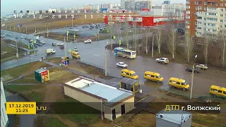 ДТП (авария г. Волжский) ул. Карбышева ул. Оломоуцкая 17-12-2019 11-25