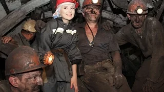 Угольная шахта, работа шахтеров