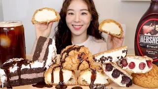 ASMR Chocolate Dessert Mukbang 초코디저트 쿠키슈 크림빵 케이크 와플 먹방 🍫 Cream Bread Cake Waffles チョコレート cokelat