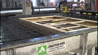 AVERMANN Stationäre Fertigung auf Kipptischen / Stationary production on tilting tables