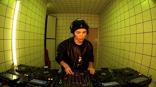 трип - Nina Kraviz / December 6 / 8pm-9pm