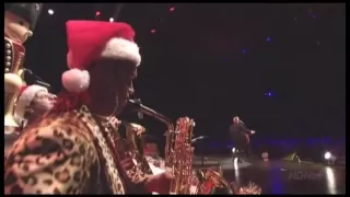 The Brian Setzer Orchestra's Christmas Extraveganza in HD, Open