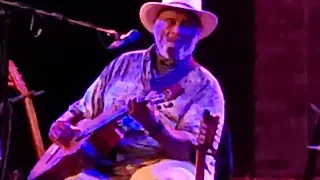 Taj Majal - 'Hawaiian Vibes' & "Sleepwalk" Make out Song City Winery, Chicago IL 8-21-22 #londonship