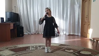 Зубцов Зубцова София Елена 6 лет. Песня "Бабулечка"