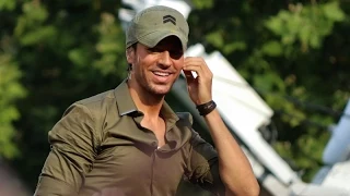 Enrique Iglesias perform "Bailando" on Good Morning America