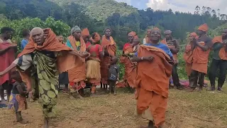 Batwa Pygmies Singing and Dancing | Batwa Cultural Experience in Uganda - All Uganda Safaris